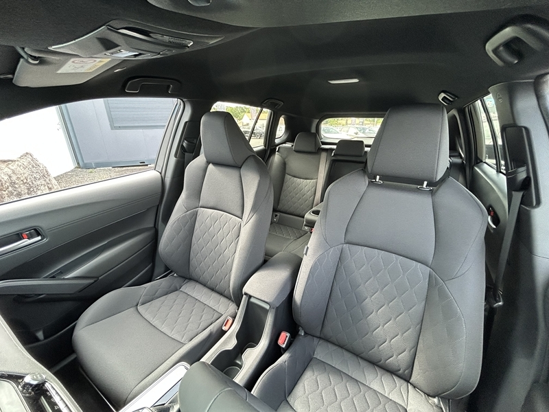 Photo 6 - Toyota Corolla Cross