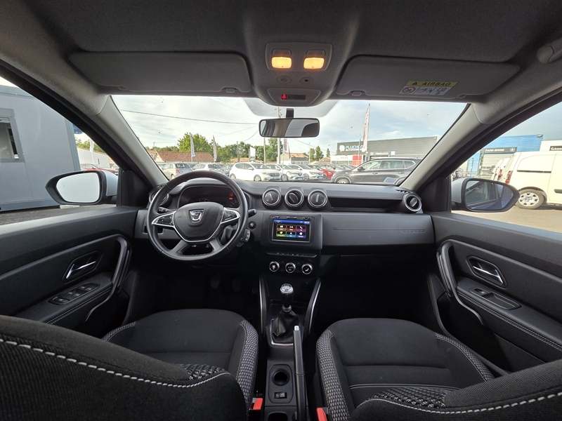 Photo 2 - Dacia Duster