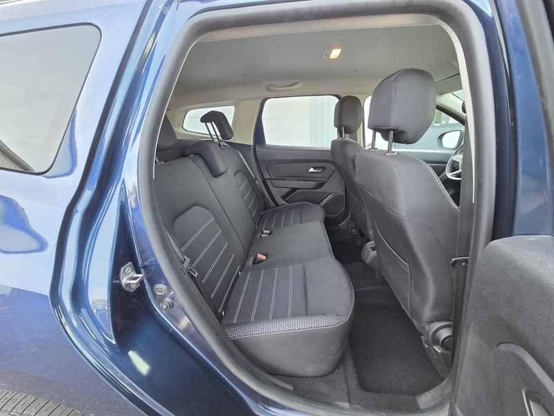Photo 6 - Dacia Duster