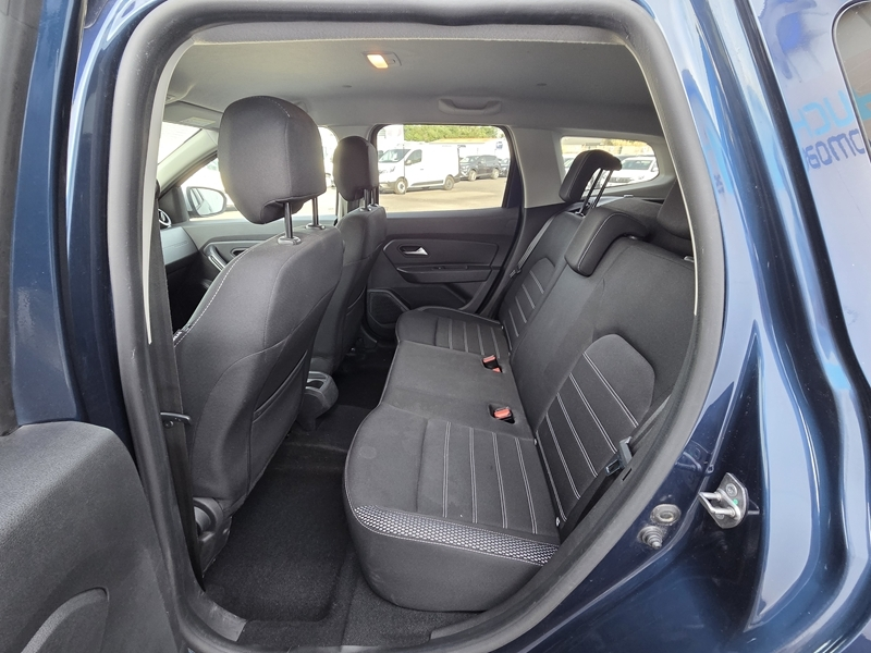 Photo 7 - Dacia Duster