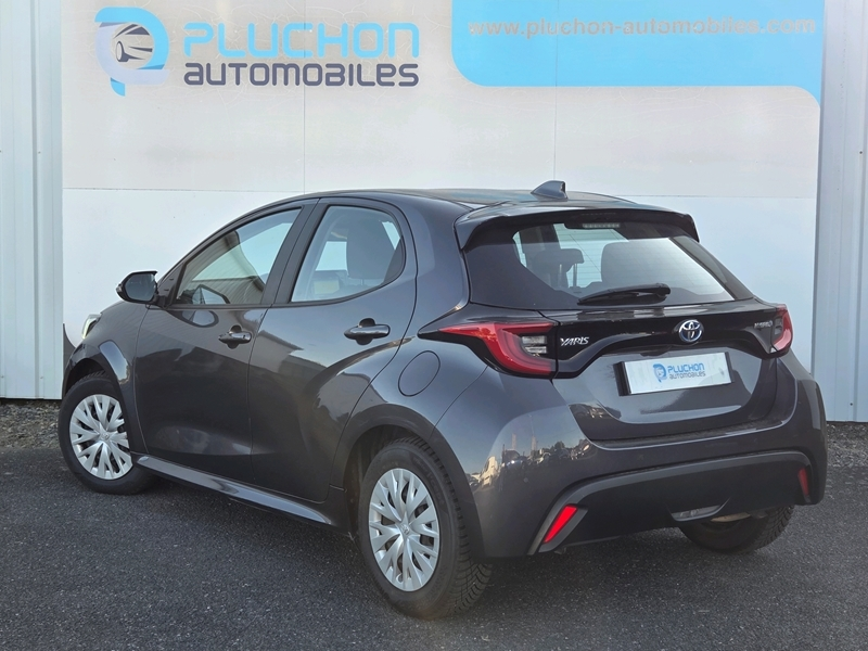 Photo 3 - Toyota Yaris