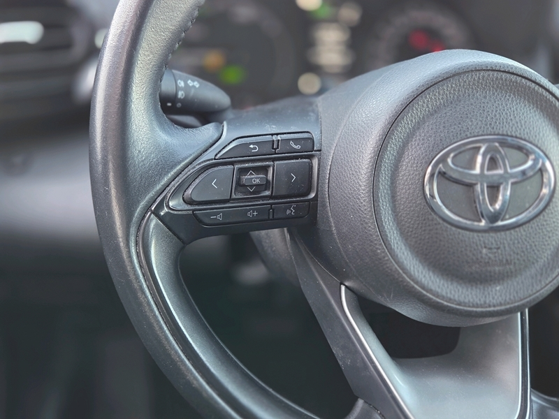 Photo 5 - Toyota Yaris