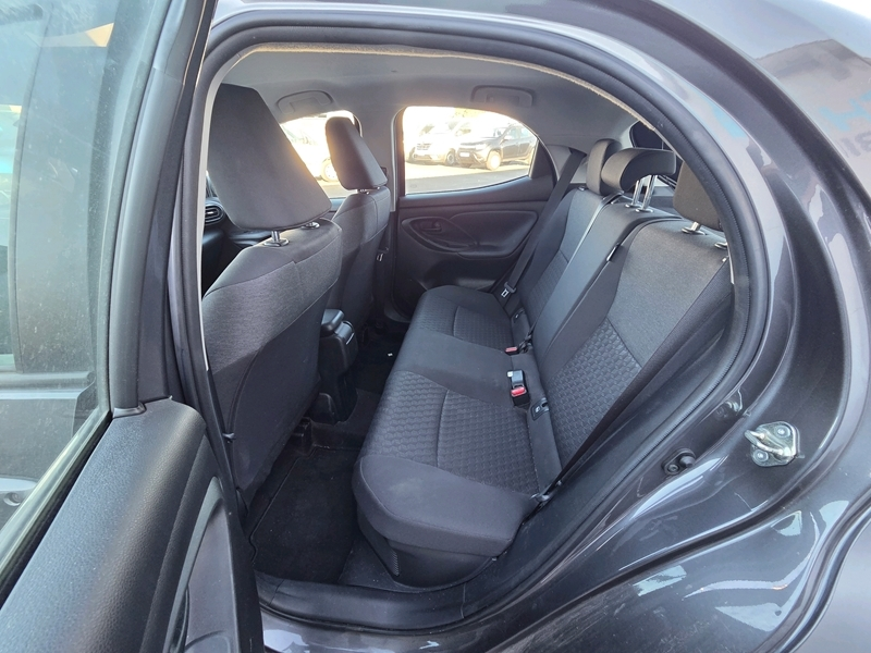 Photo 14 - Toyota Yaris