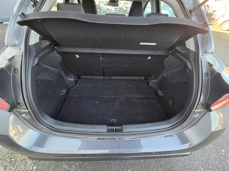 Photo 17 - Toyota Yaris