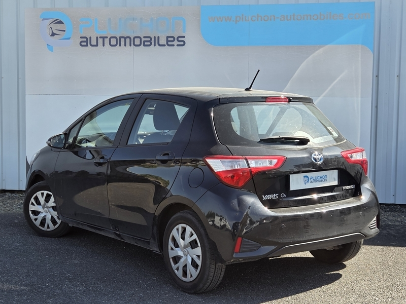 Photo 3 - Toyota Yaris
