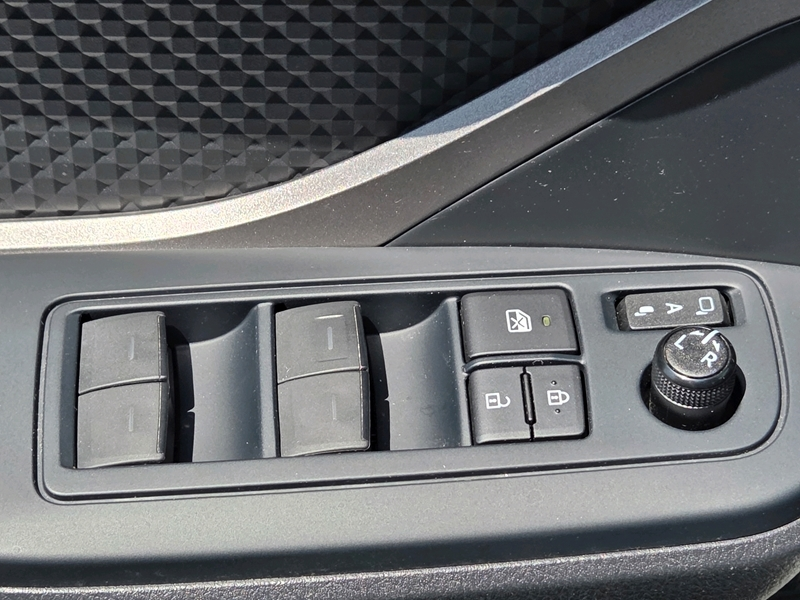 Photo 15 - Toyota C-HR