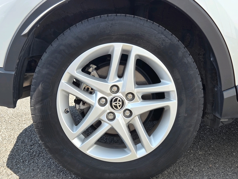 Photo 20 - Toyota C-HR