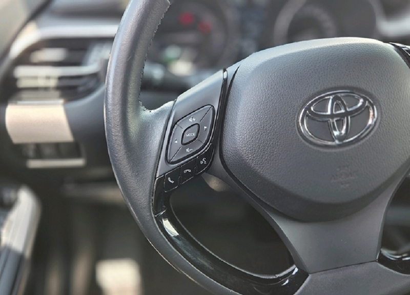 Photo 4 - Toyota C-HR