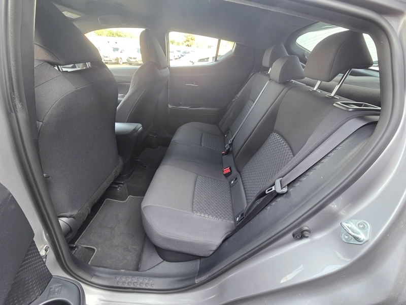 Photo 16 - Toyota C-HR