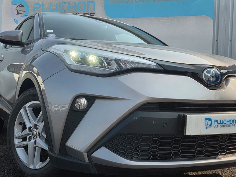 Photo 18 - Toyota C-HR