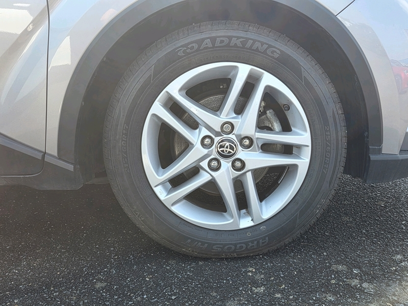 Photo 20 - Toyota C-HR