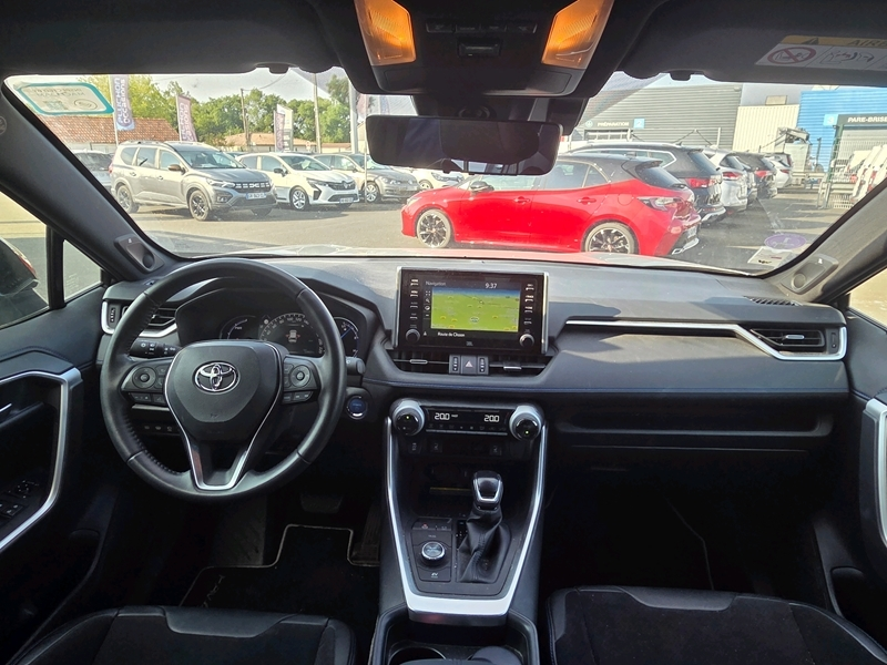 Photo 2 - Toyota RAV4